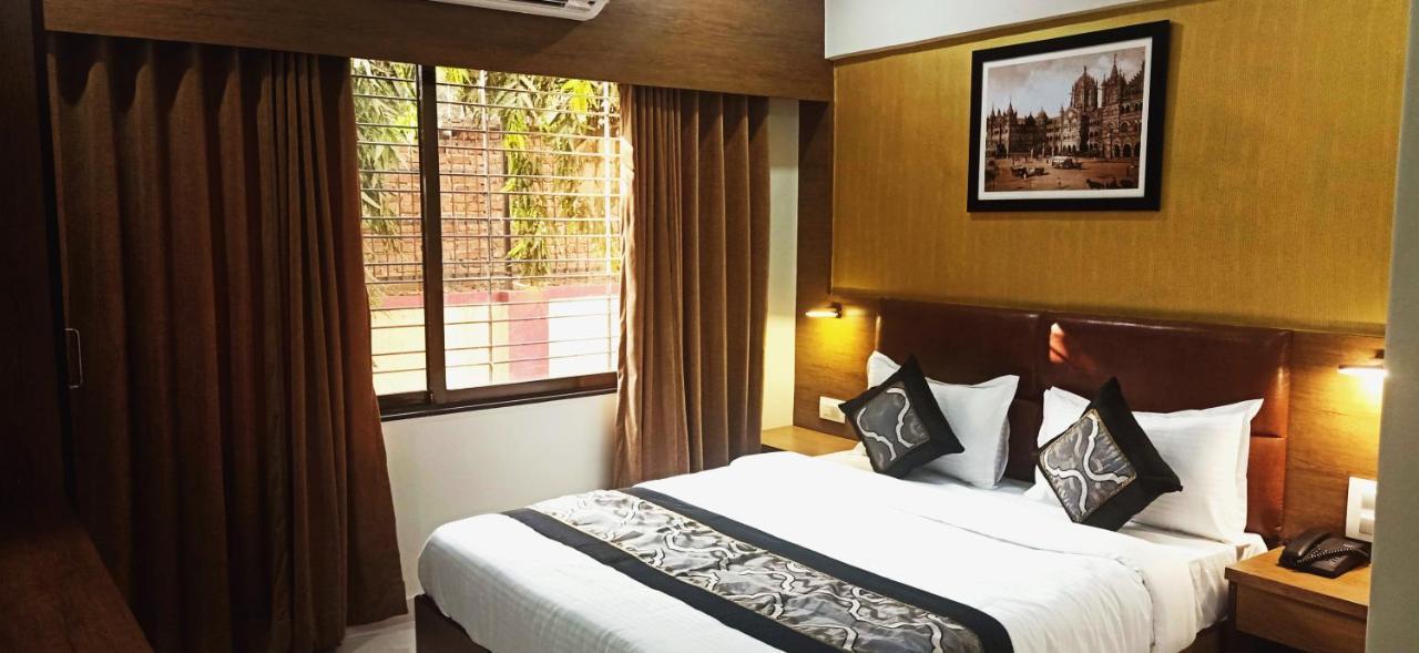 Hotel Crystal Luxury Inn- Bandra Mumbai Exterior foto